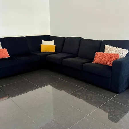 Crystal House Homestay szállás Angra do Heroísmo