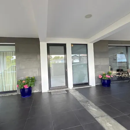 Crystal House Pansiyon *